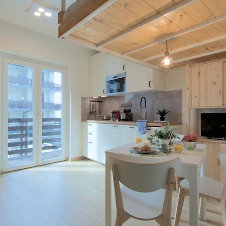 Casa Pino- Loft Con Giardino Magnolta Apartment Aprica Bagian luar foto